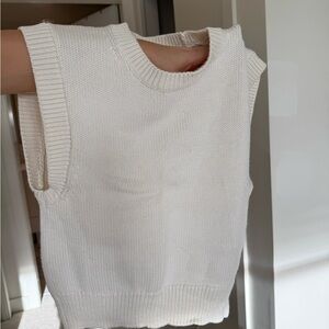 Aritzia Sleeveless White Knit Top